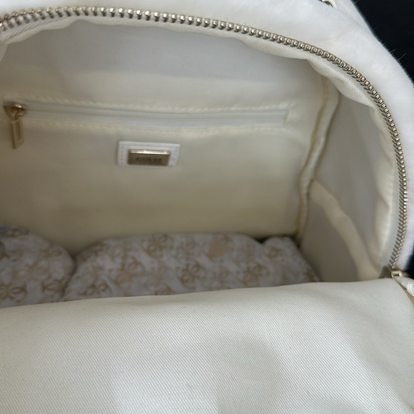 New Guess White Quilted Backpack with Pom-Pom Charm - Picture 5 of 5